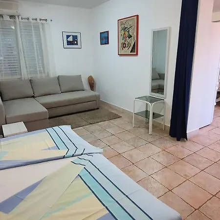 Sego * Vela Luka
